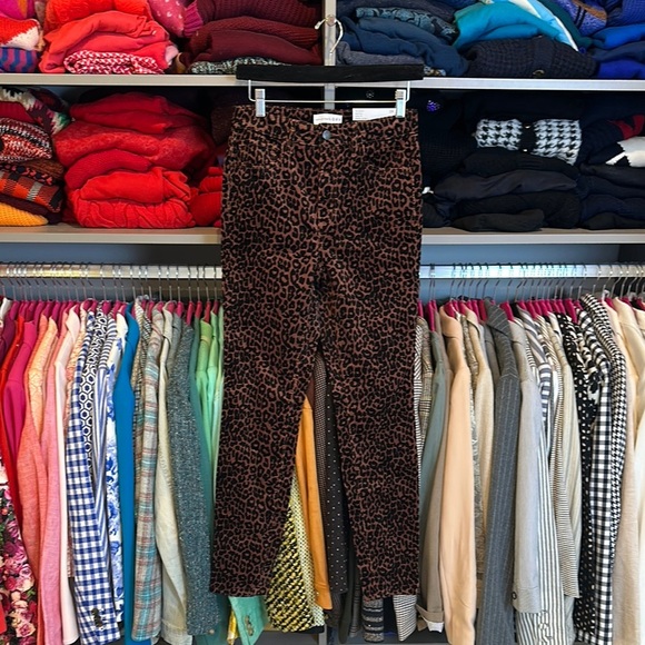 LOFT Pants - Loft brown/black leopard print high rise skinny curvy fit pants size 26 NWT
